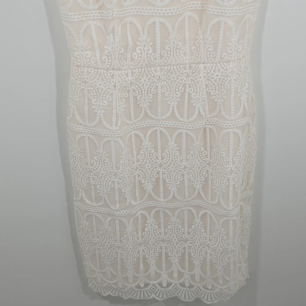 {Katherine Kelly} NWT Drea Off White Lace Dress - Size 2 - Picture 5 of 15
